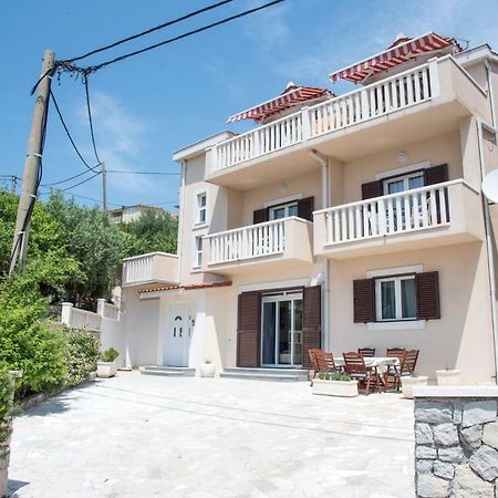 Apartments Niko ロクヴァ・ロゴズニツァ エクステリア 写真