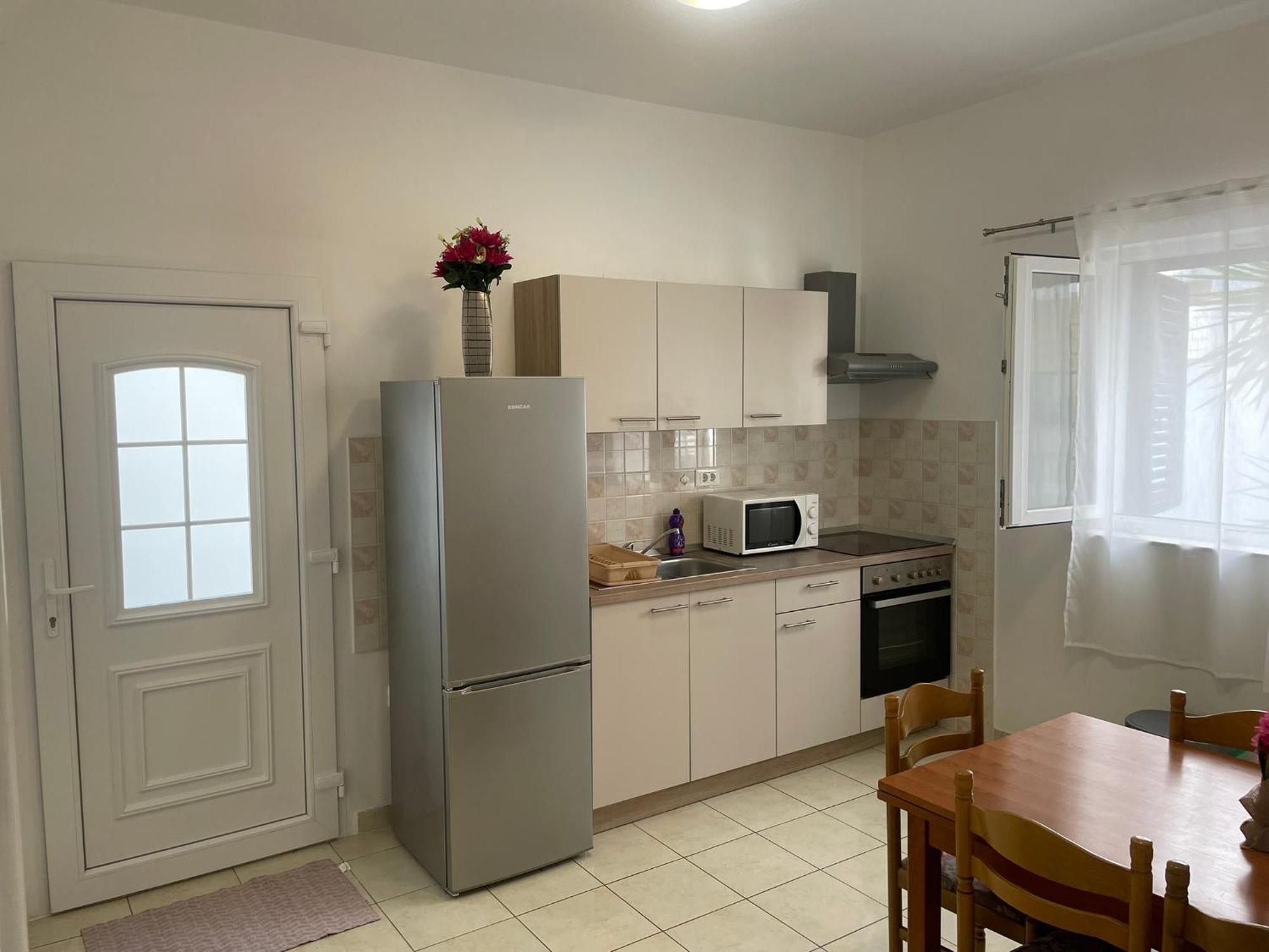 Apartments Niko ロクヴァ・ロゴズニツァ エクステリア 写真
