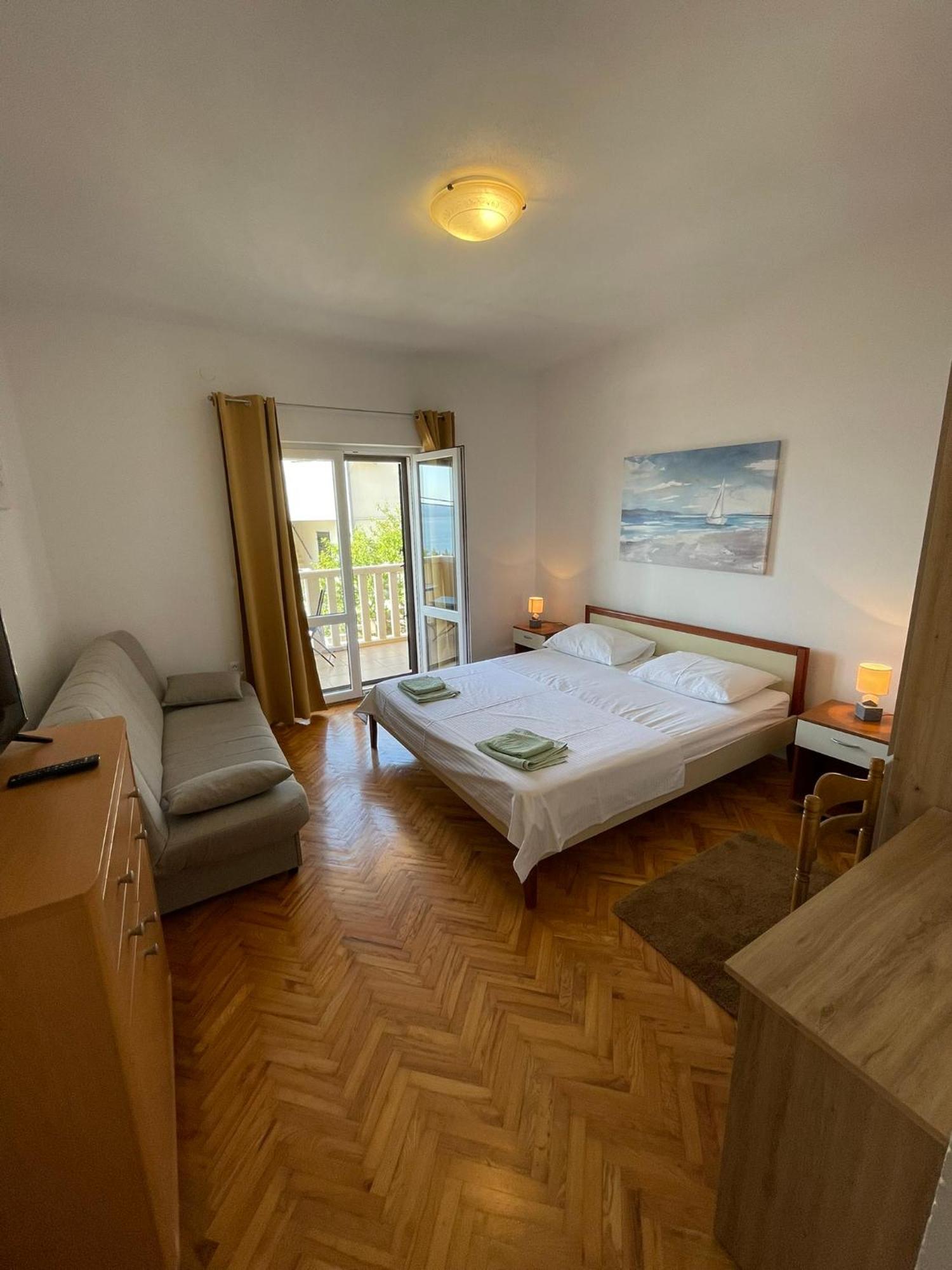 Apartments Niko ロクヴァ・ロゴズニツァ エクステリア 写真